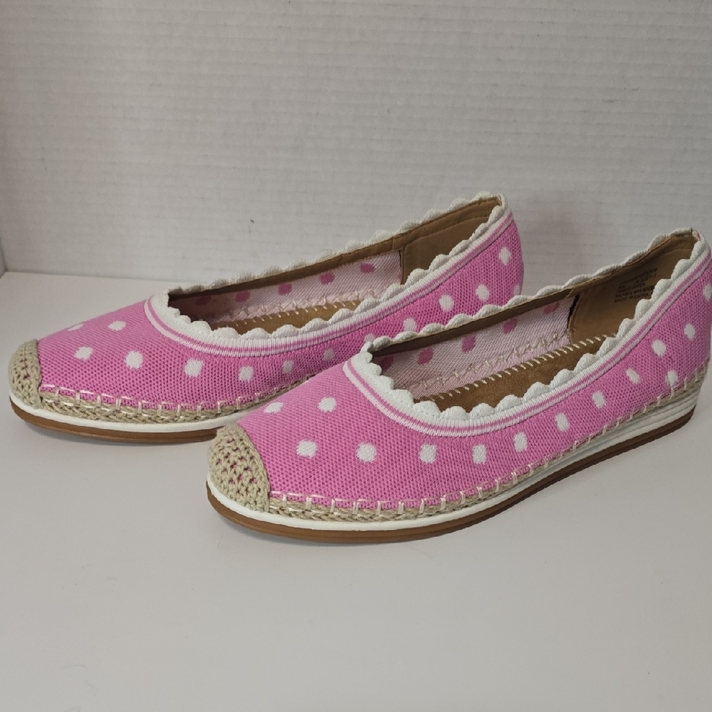 Comfortview Pink and White Polka Dot Espadrilles